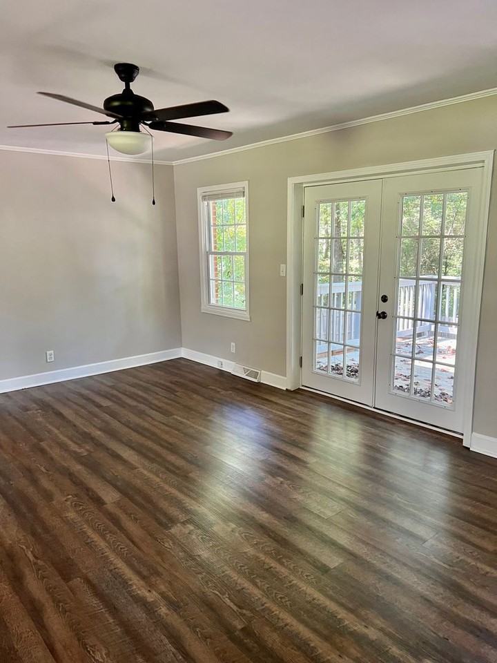 1278 Redding Ln - Photo 6 of 31