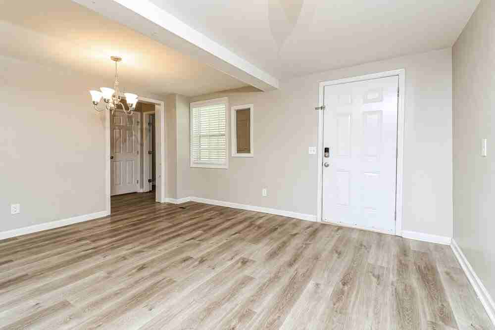 1146 Little Vine Church Rd - Photo 5 of 17