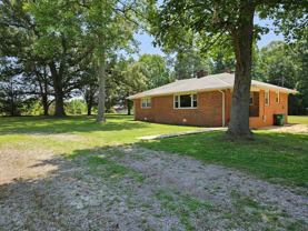2477 Meadow Rd - Photo 1 of 1
