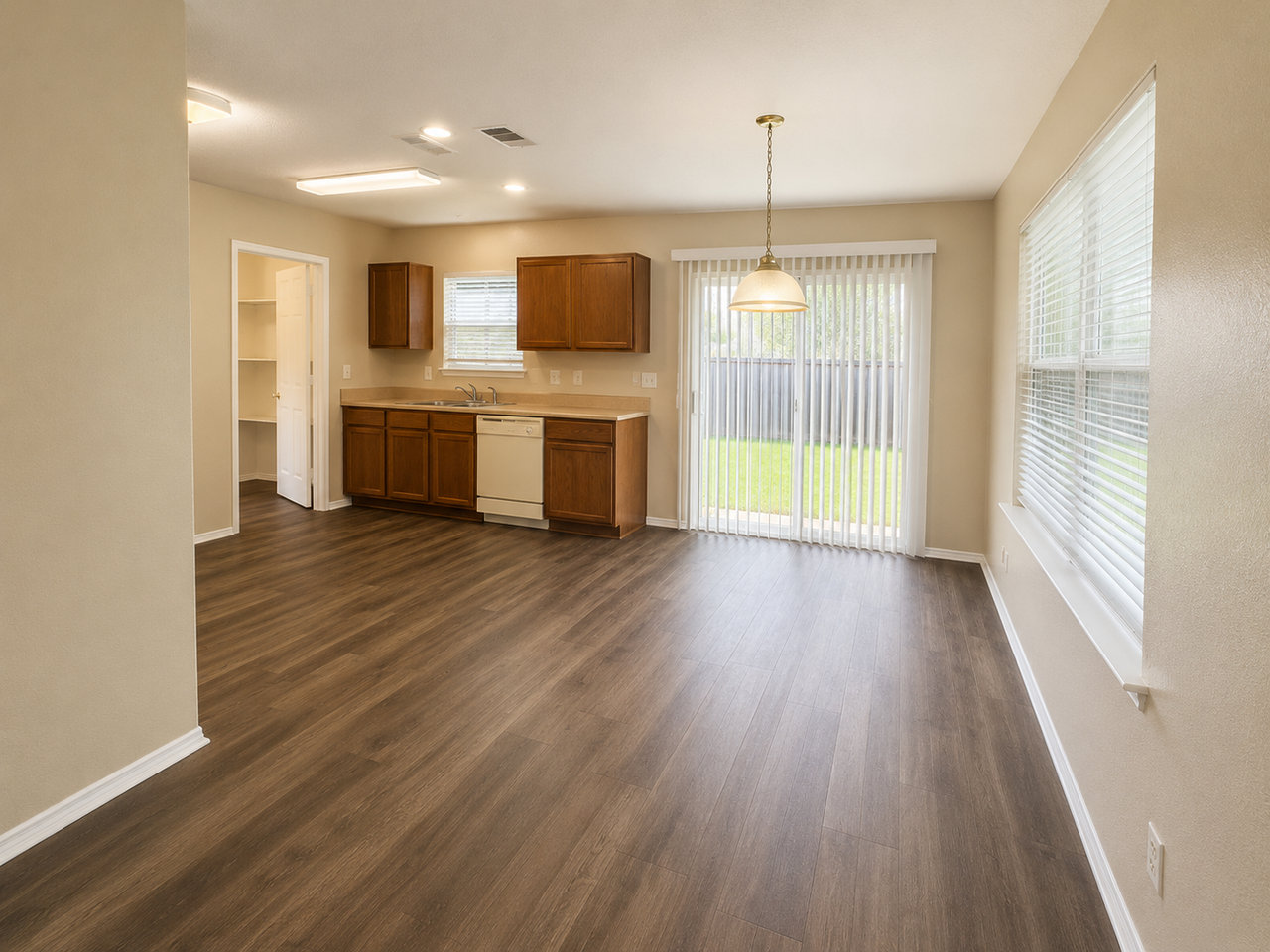 10719 Shaenmeadow - Photo 7 of 22