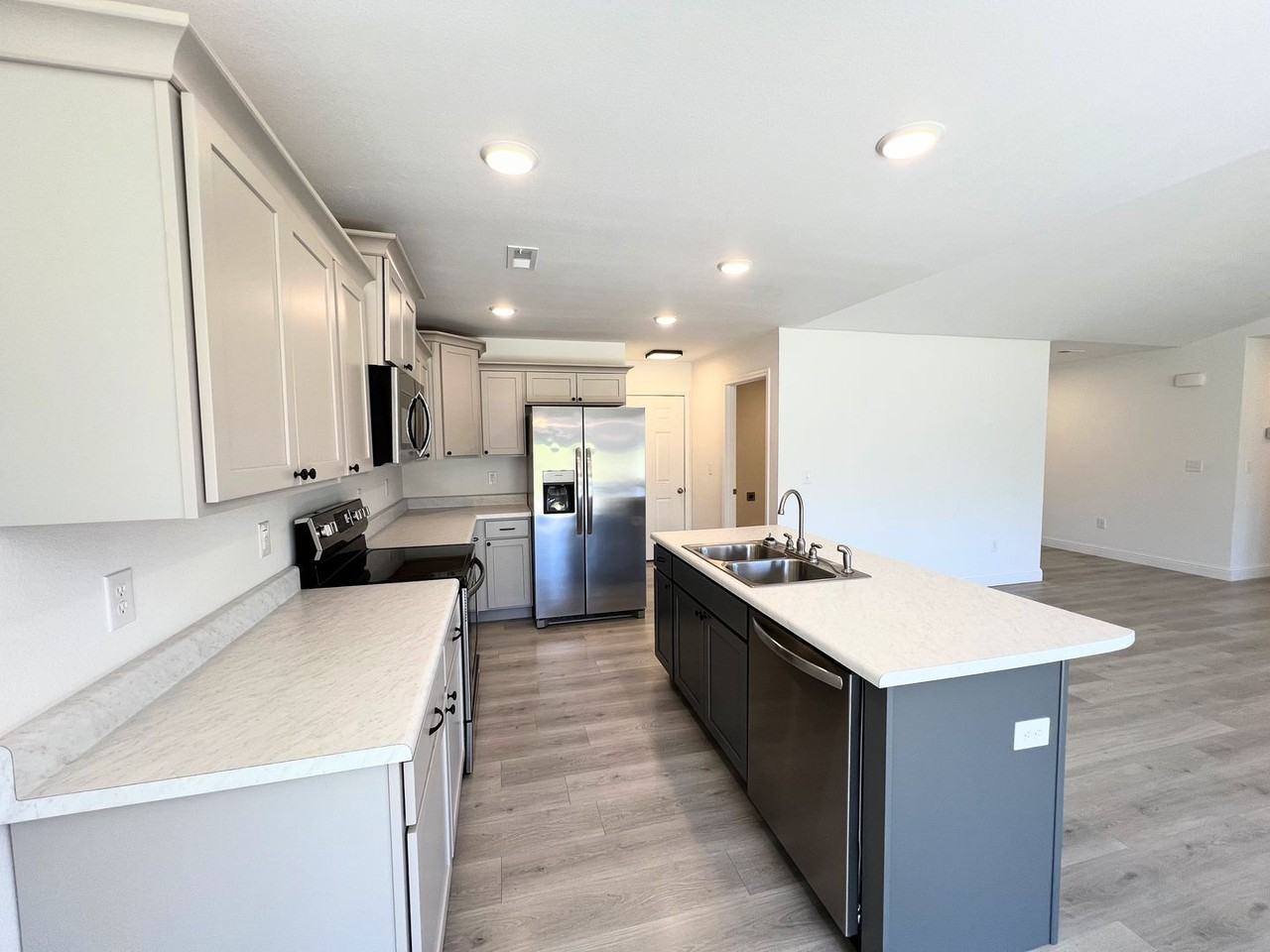 163 Zeigenbein Cir - Photo 3 of 14