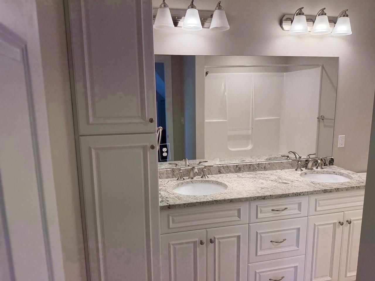 39 Dexter Rd - Photo 4 of 12
