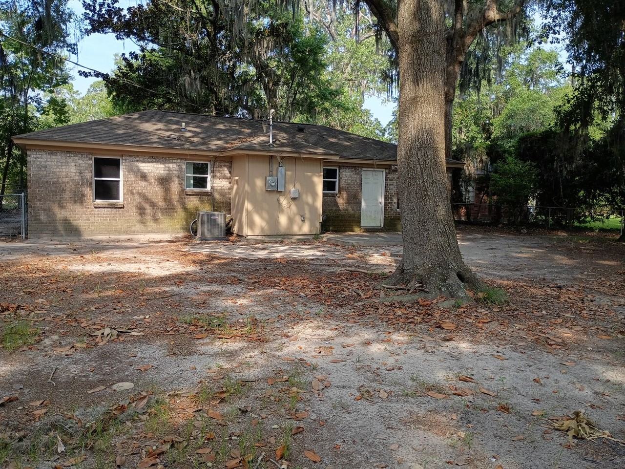 308 Stacie Ct - Photo 4 of 21