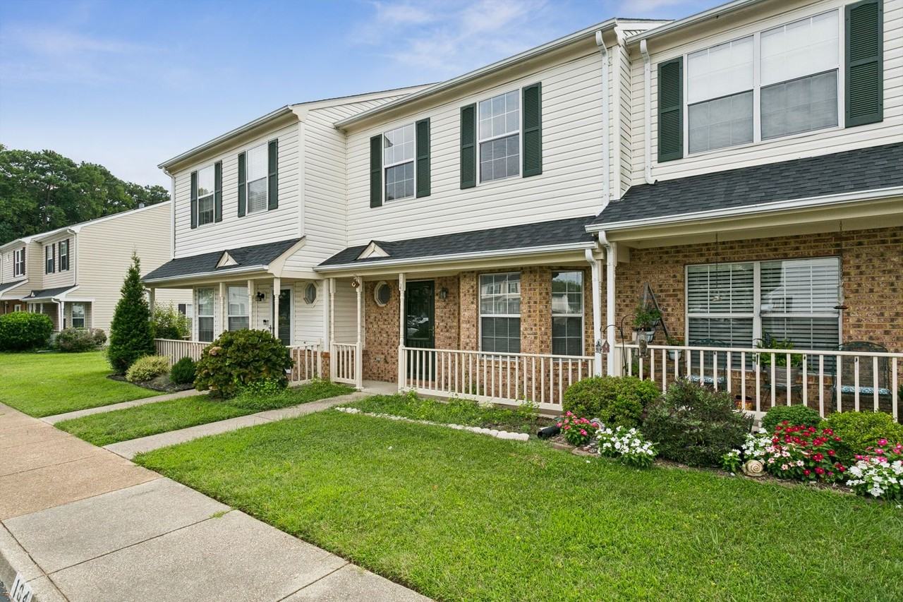 104 Monument Ct - Photo 3 of 27