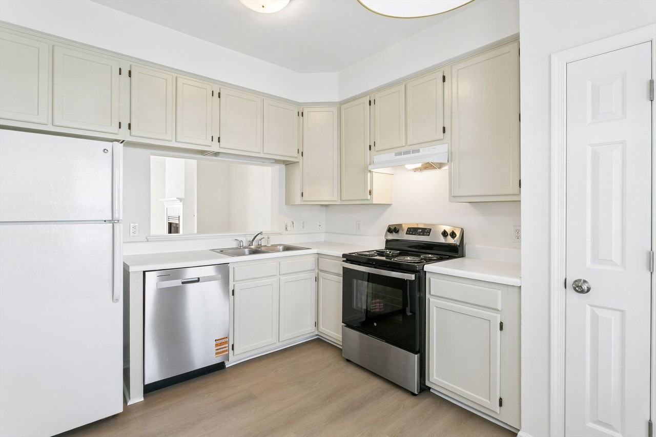 104 Monument Ct - Photo 4 of 27