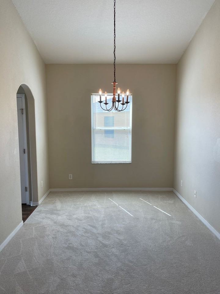 213 Towerview Dr E - Photo 6 of 20