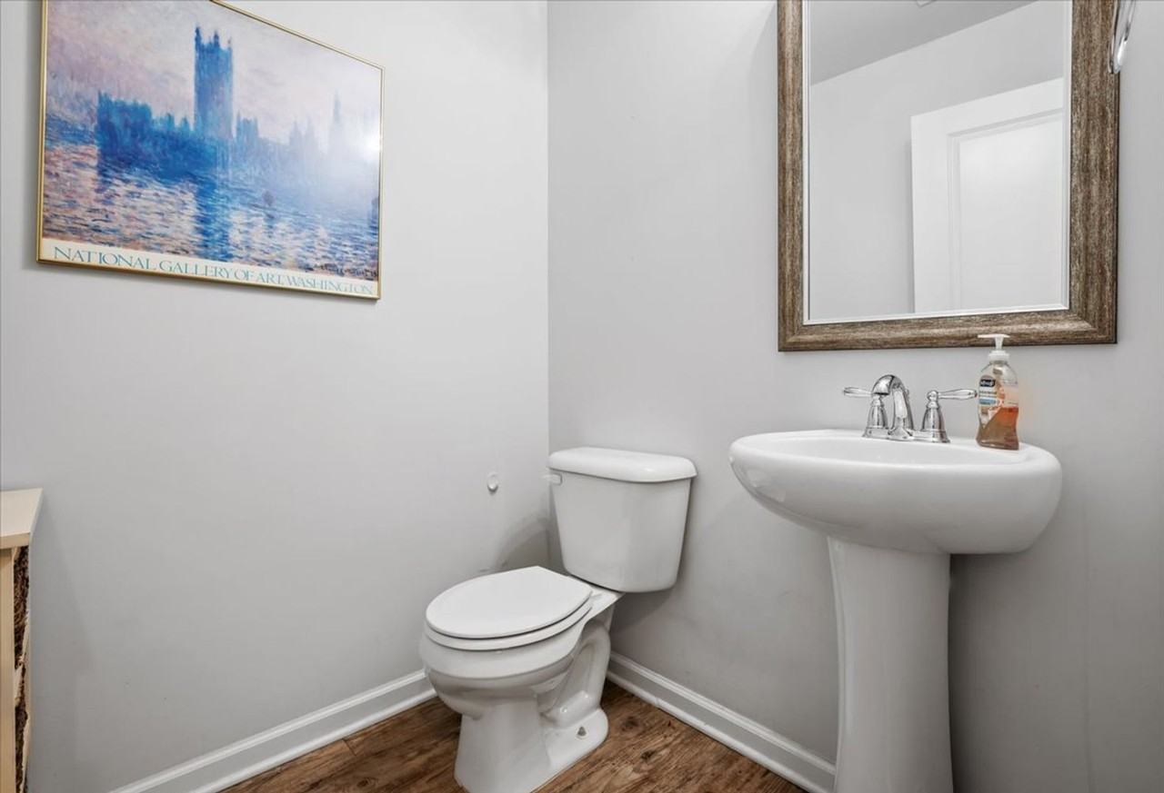4 Gardenia Dr - Photo 5 of 50