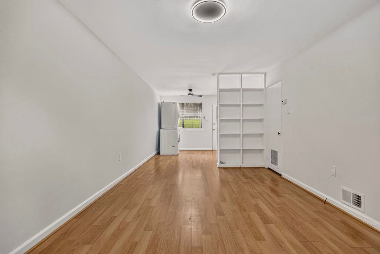 62 Faris Cir - Photo 4 of 21