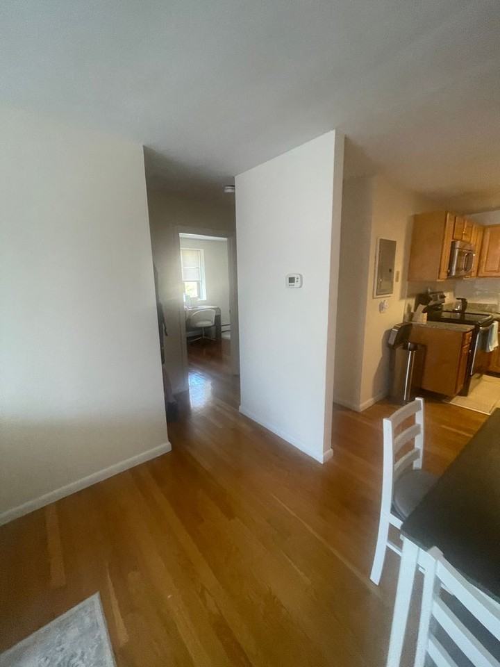 210 Babcock St - Photo 5 of 6