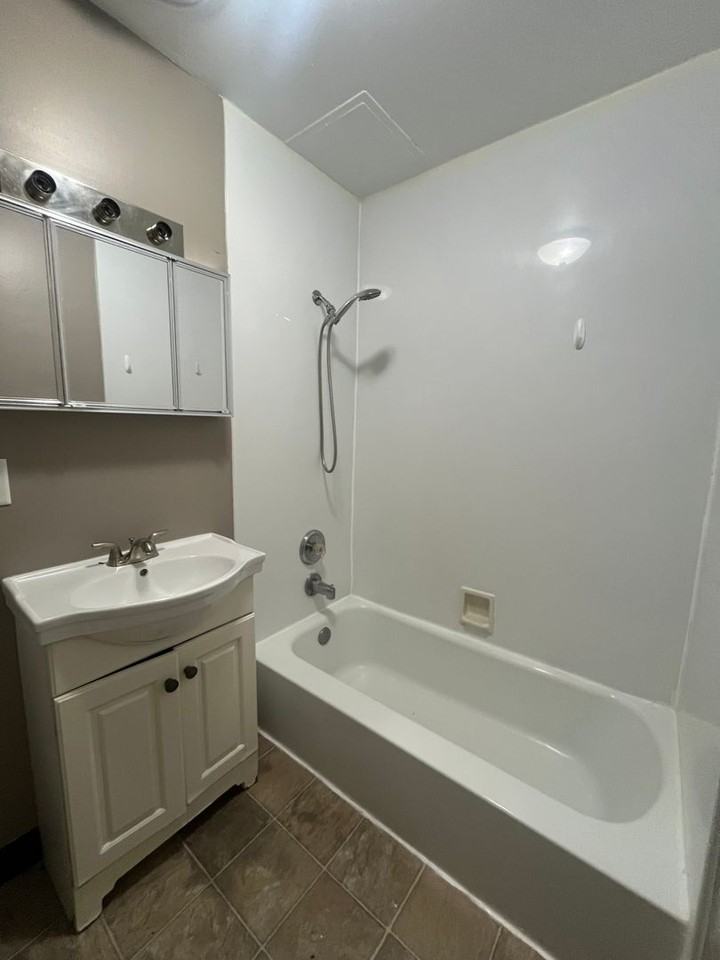 Dryden Square Apartments - Photo 5 of 12
