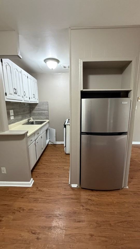 Dryden Square Apartments - Photo 7 of 12