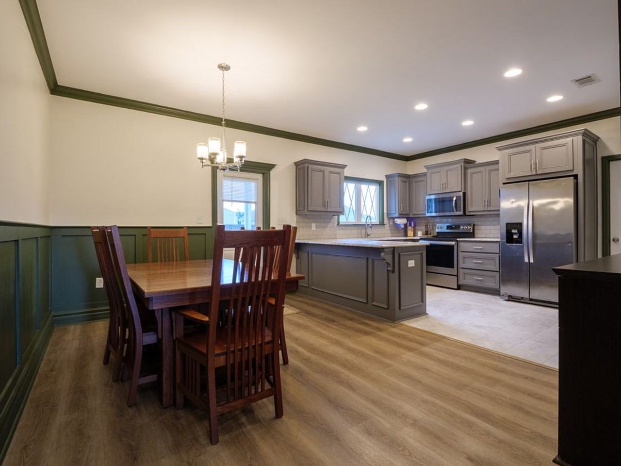 4063 Mckenzie Ln - Photo 4 of 15