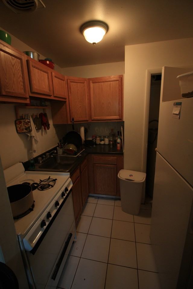 4200 St Georges Ave - Photo 4 of 16