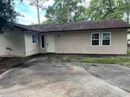 featured image of 131 Cherokee Cir