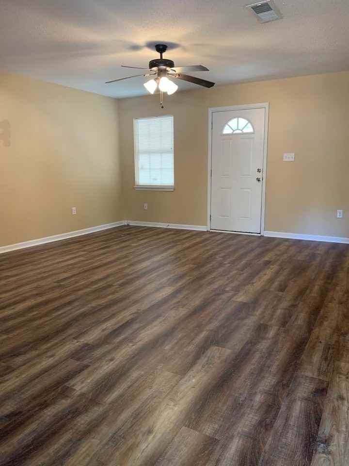 131 Cherokee Cir - Photo 4 of 15
