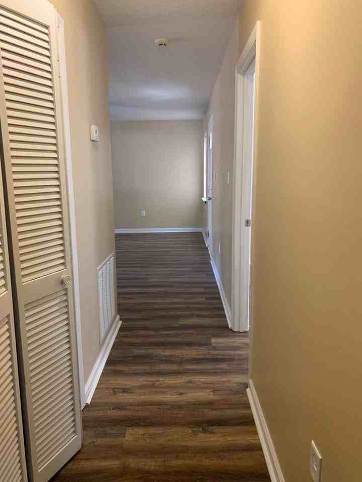 131 Cherokee Cir - Photo 7 of 15