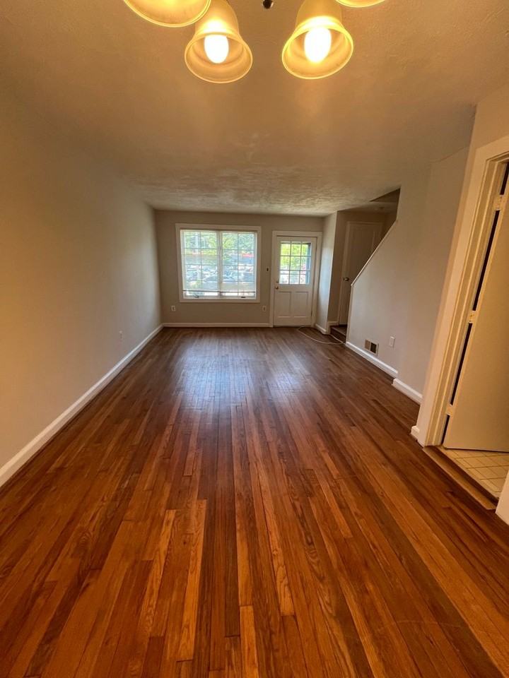 133 W Reed Ave - Photo 2 of 13