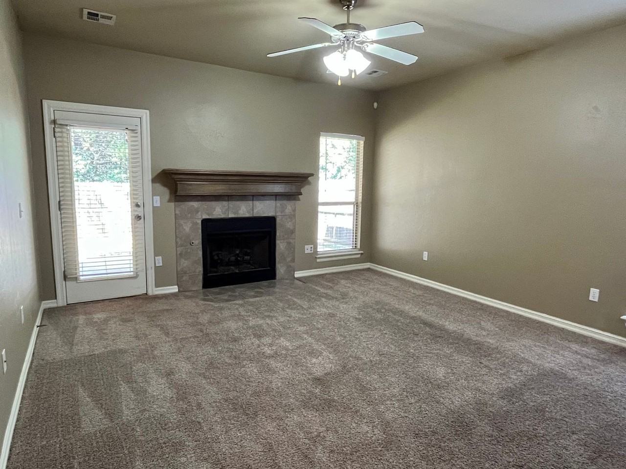 6737 Nw 125th Ct - Photo 3 of 22