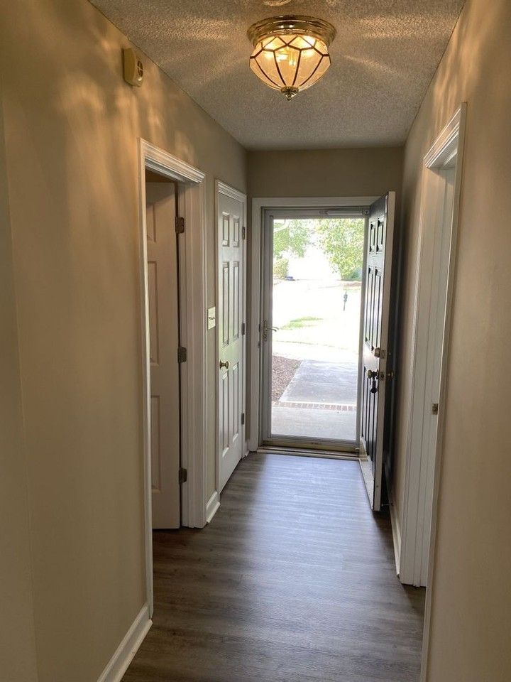 4924 Aldersbrook Dr - Photo 3 of 24