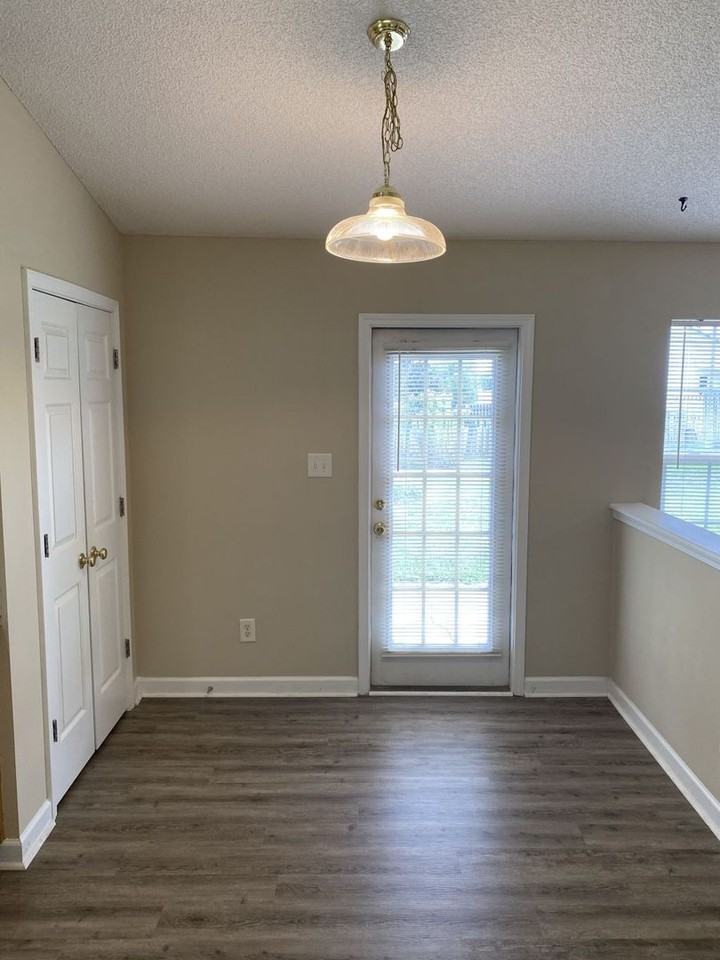 4924 Aldersbrook Dr - Photo 7 of 24