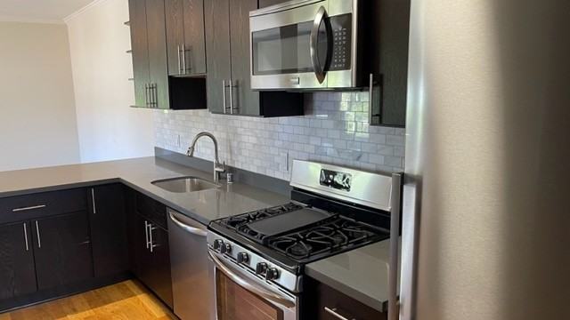 3549 Lakeshore Ave #5 - Photo 3 of 23