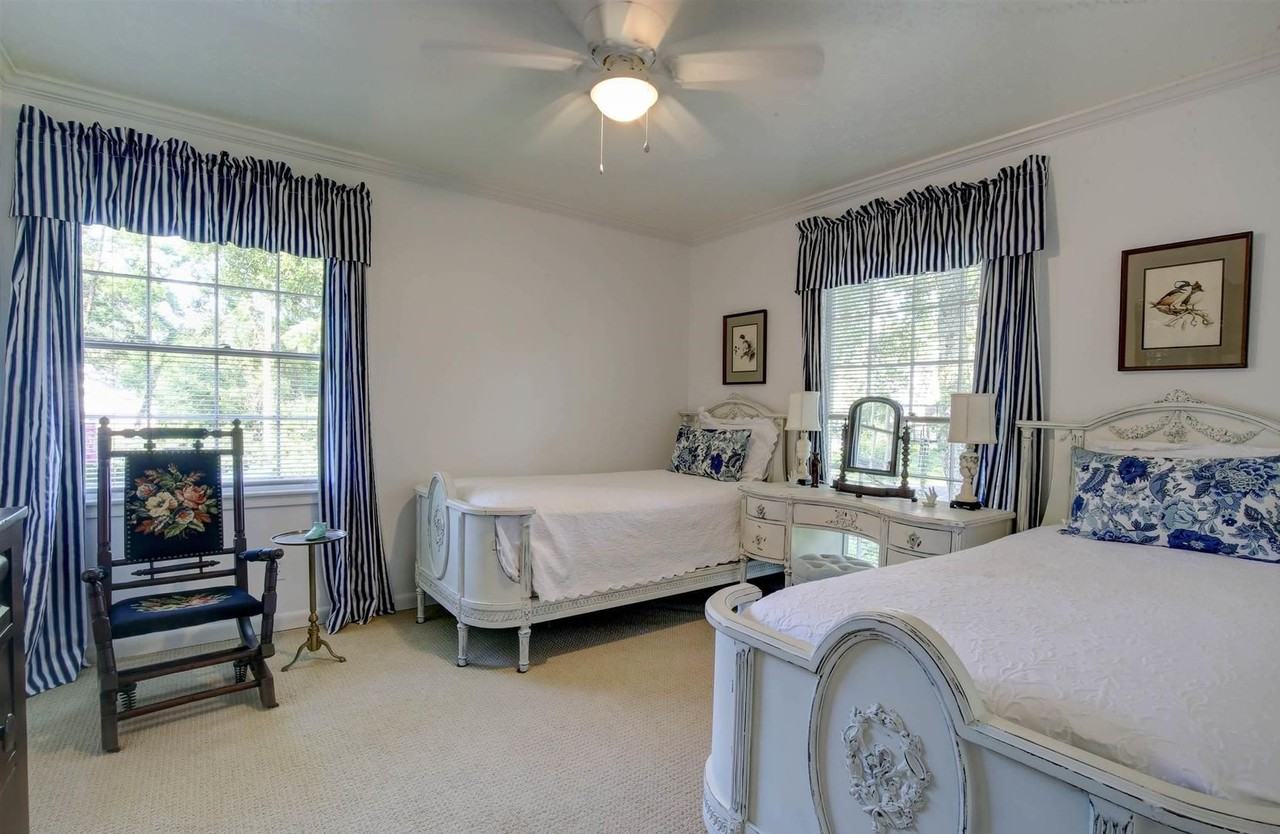 453 Ivy Cir - Photo 7 of 10