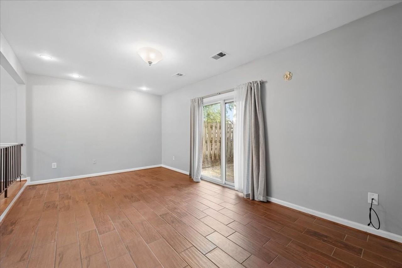 14 Moon Maiden Ct - Photo 3 of 24