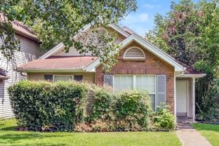 211 Hunters Chase Dr - Photo 1 of 1