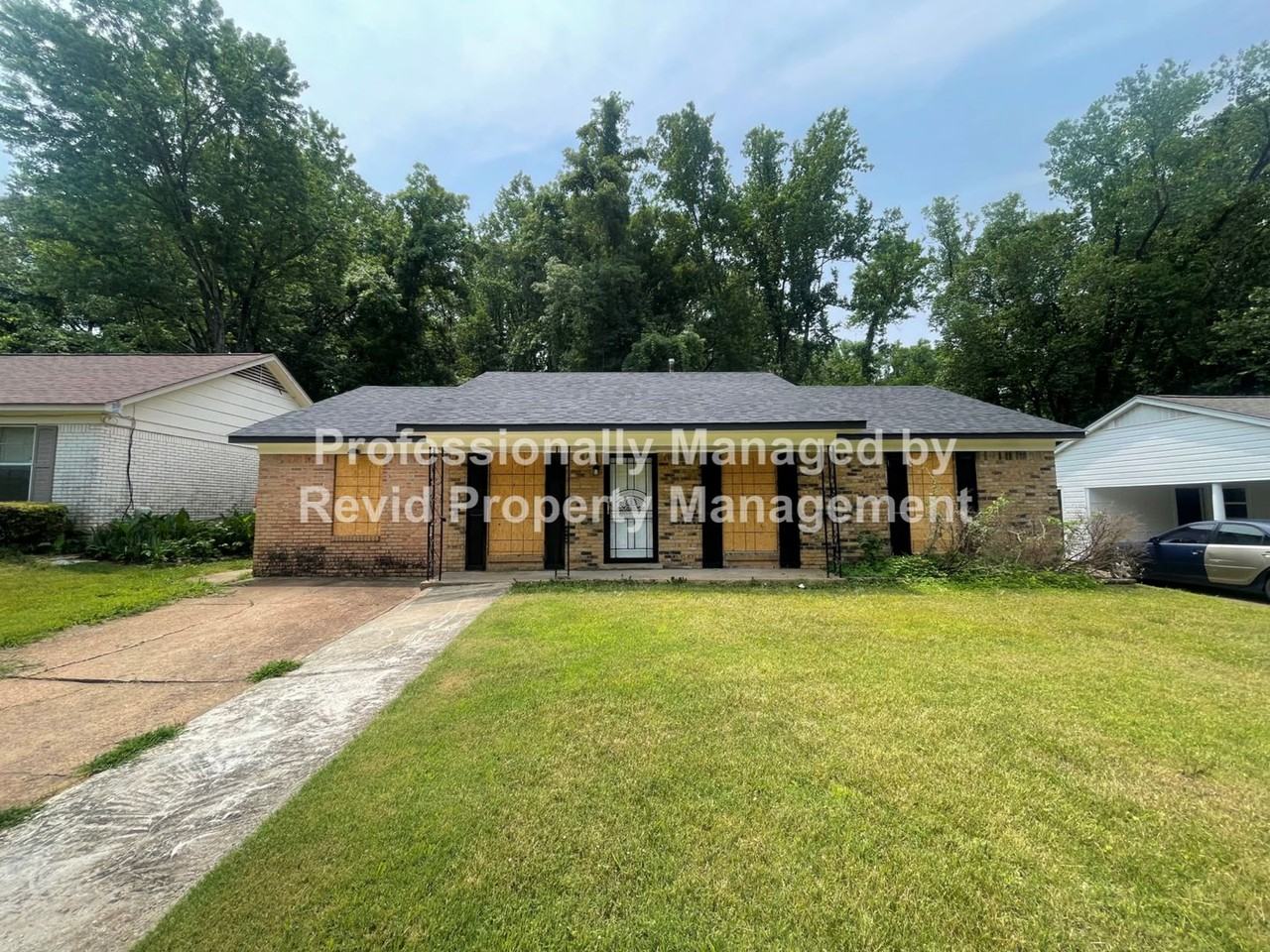 2763 Dalewood Ave - Photo 2 of 24