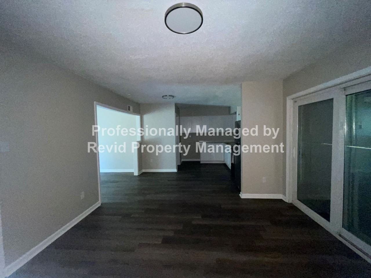 2763 Dalewood Ave - Photo 4 of 24