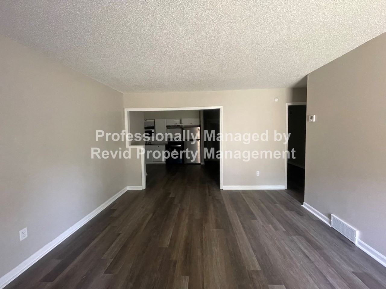 2763 Dalewood Ave - Photo 6 of 24