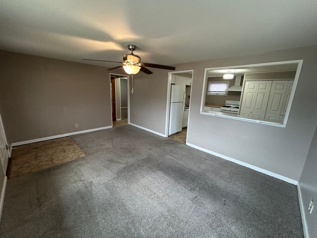 1105 N 16th St - Photo 3 of 9