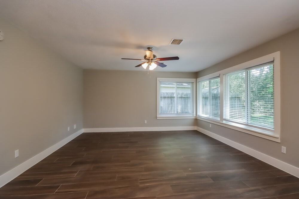 18154 Windy Oaks Ct - Photo 7 of 16