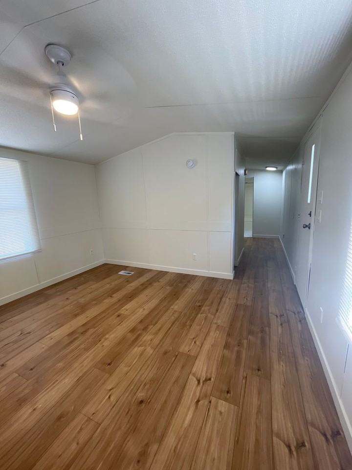333 N Meldrum St #3 - Photo 2 of 12