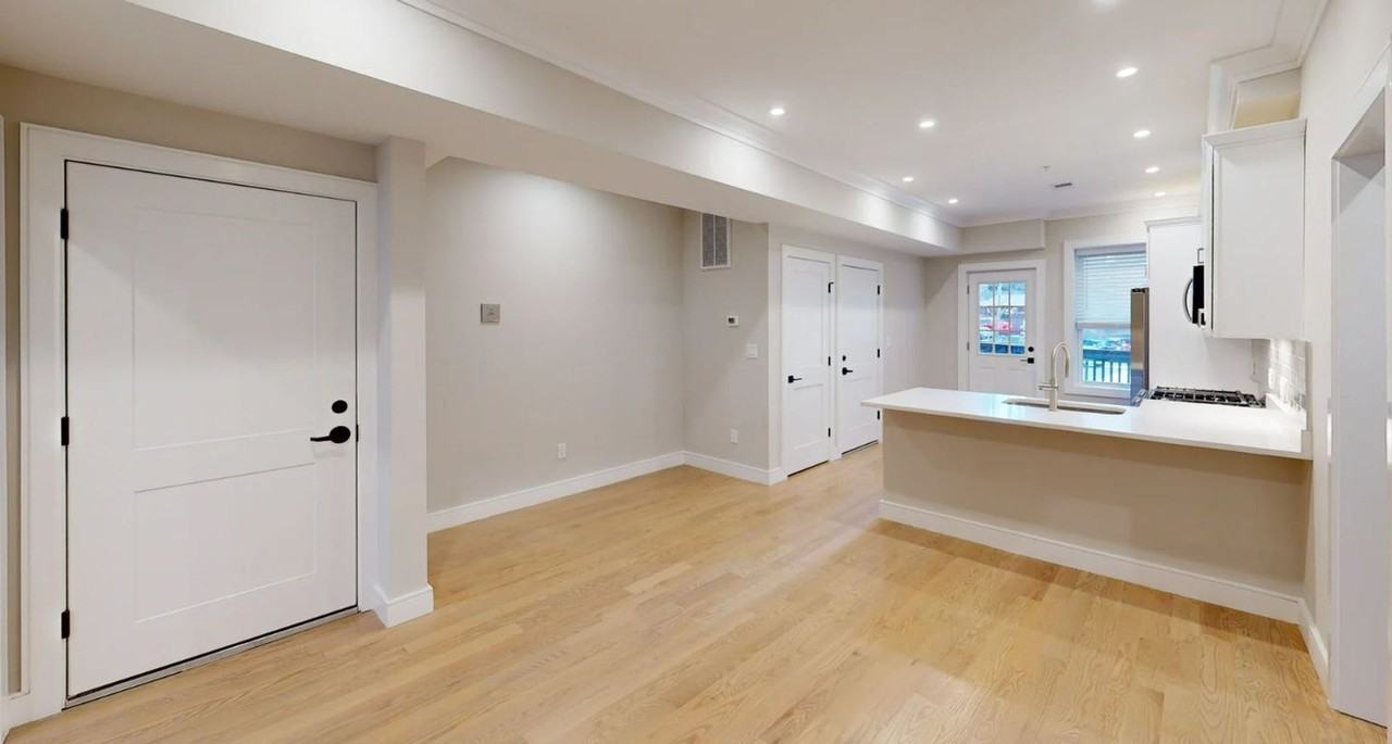 164 Allston St - Photo 6 of 6
