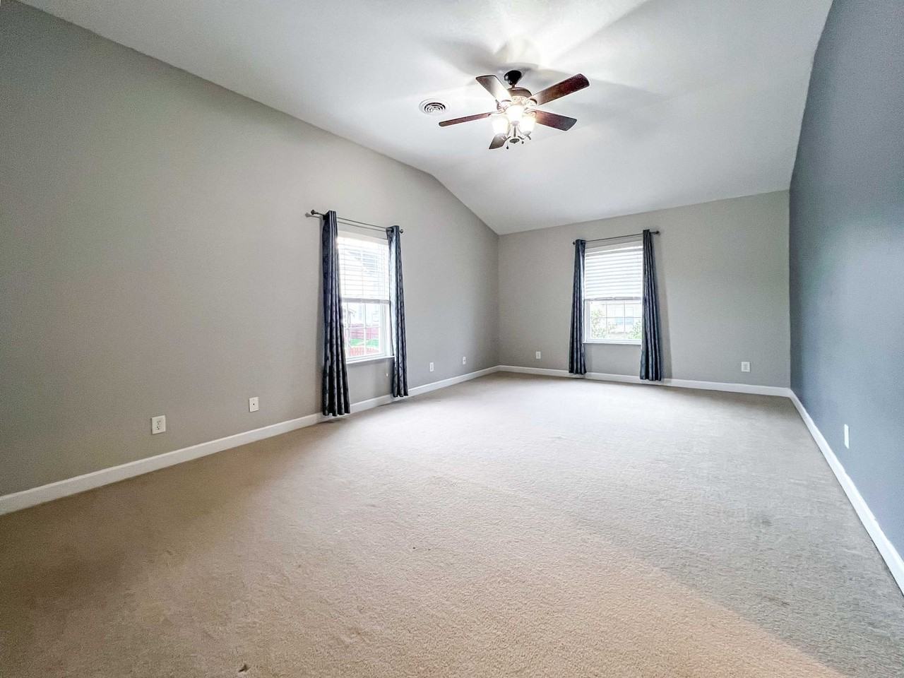 10309 Red Water Ln - Photo 7 of 24
