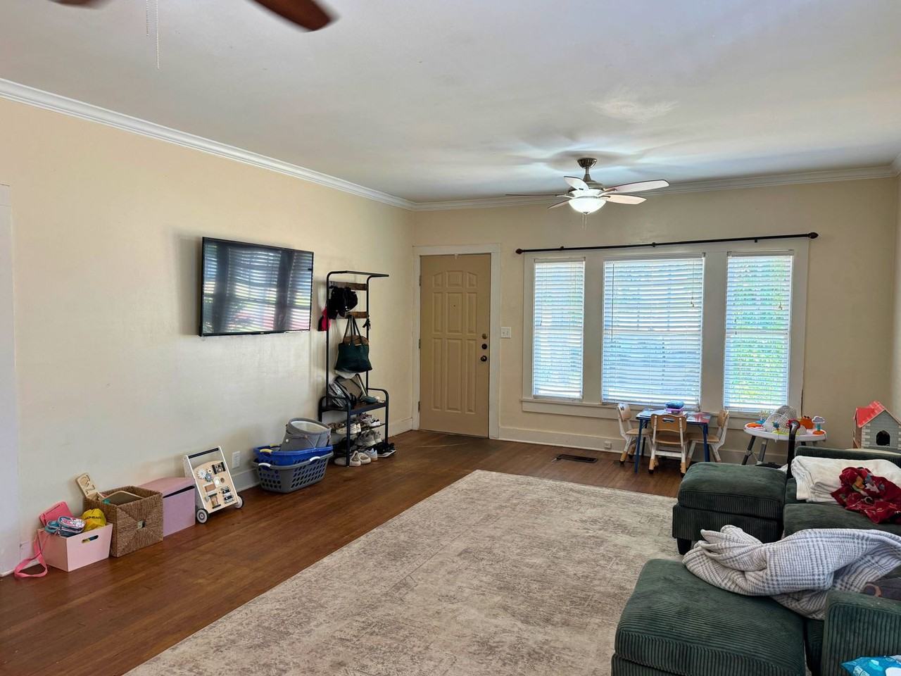 1411 Garfield St - Photo 4 of 23