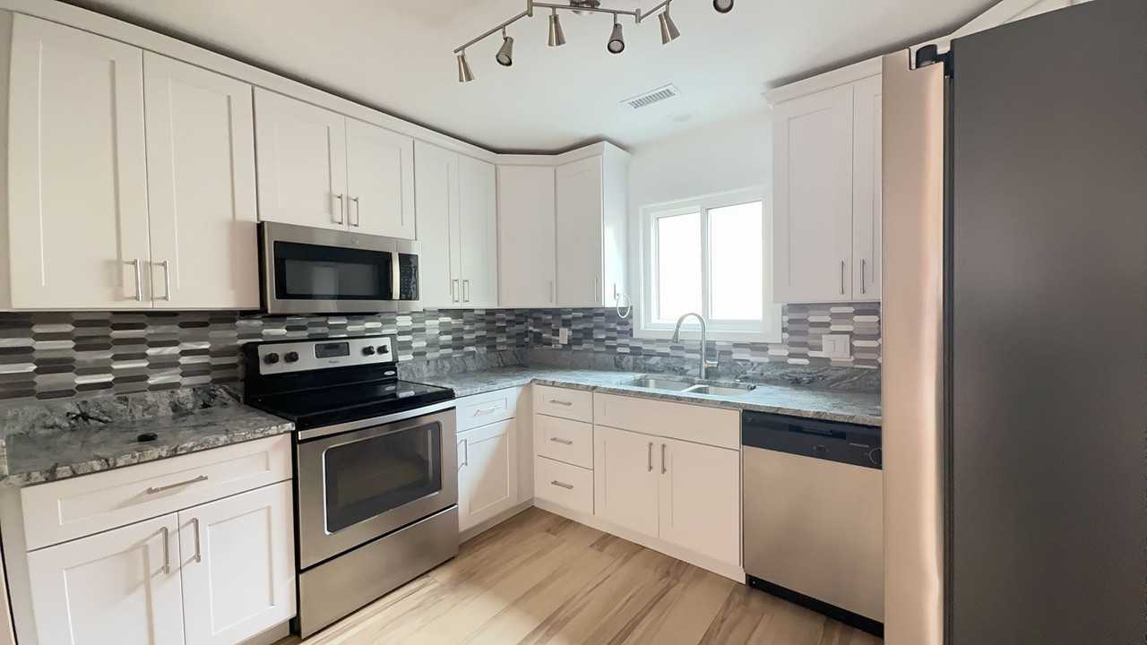 3188 E Ocean View Ave #18 - Photo 3 of 12