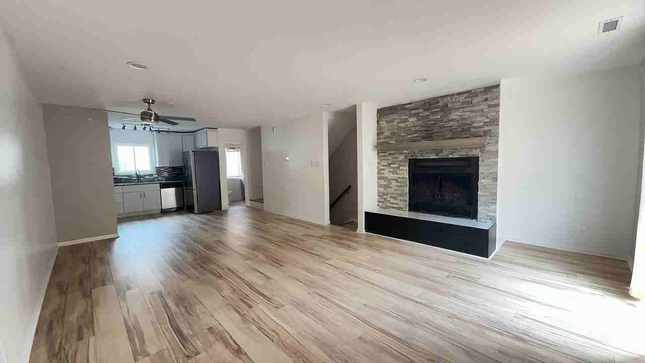 3188 E Ocean View Ave #18 - Photo 5 of 12