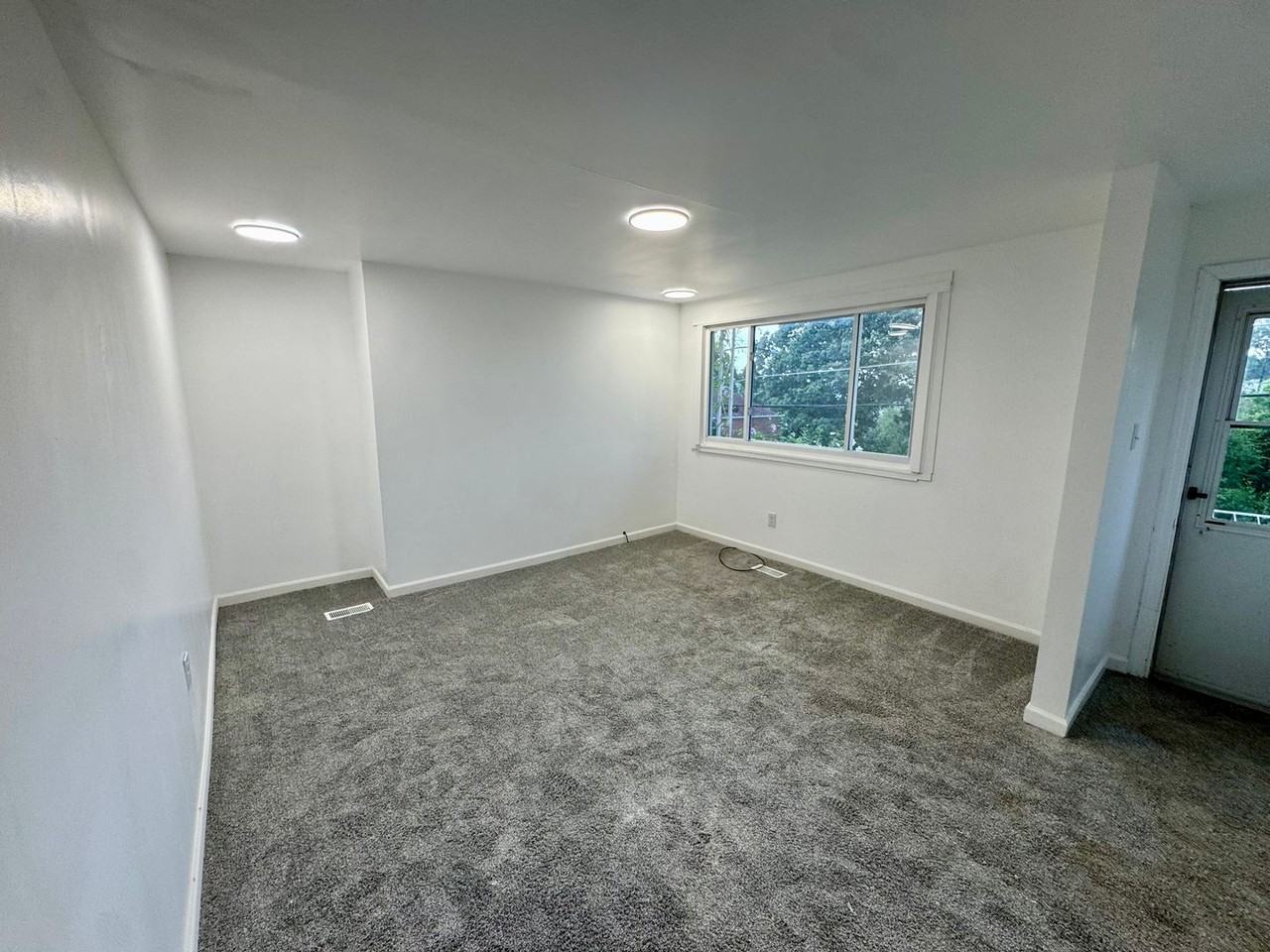 42 Climax St - Photo 6 of 44