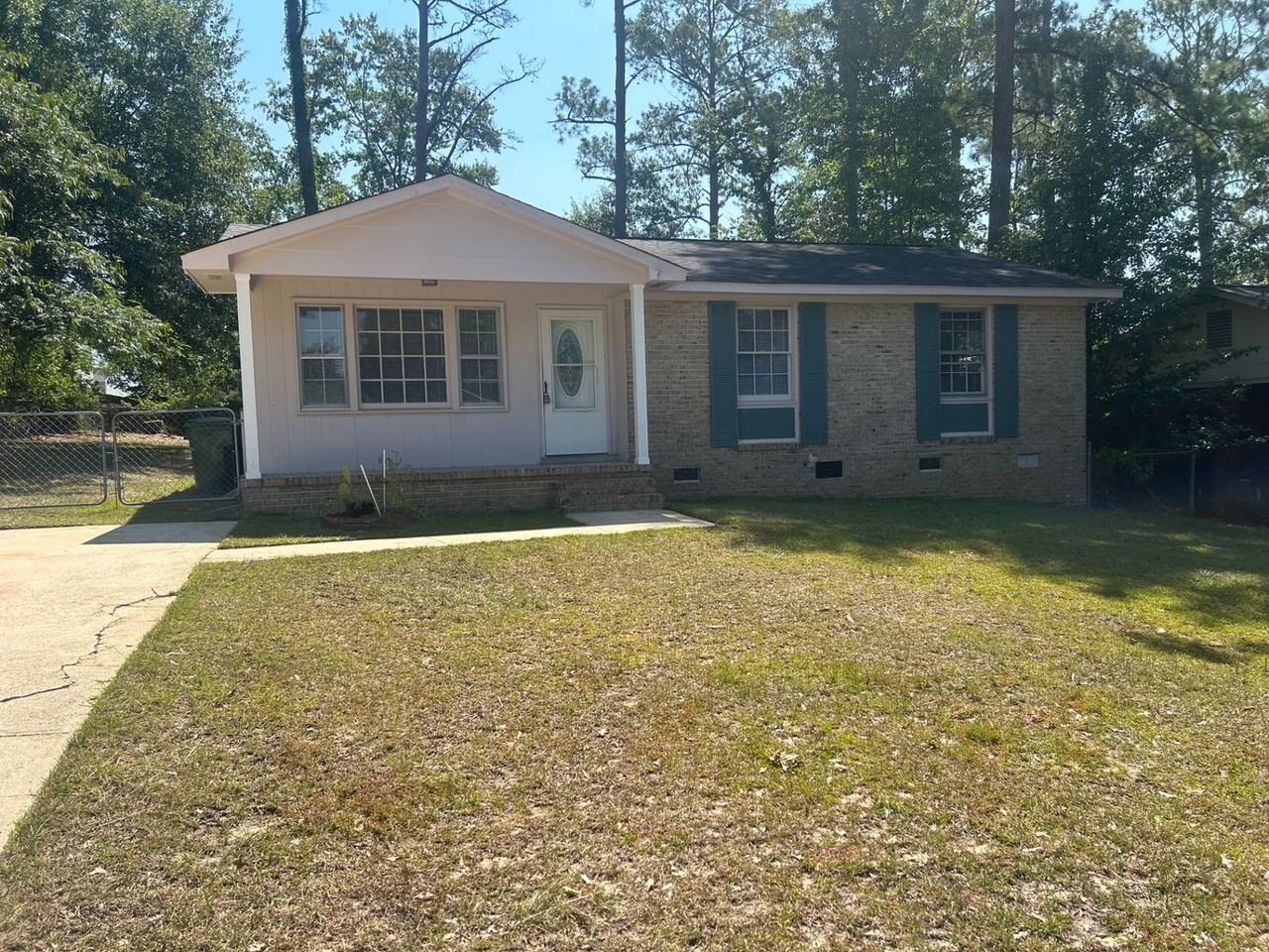 3728 Baywater Dr - Photo 2 of 25