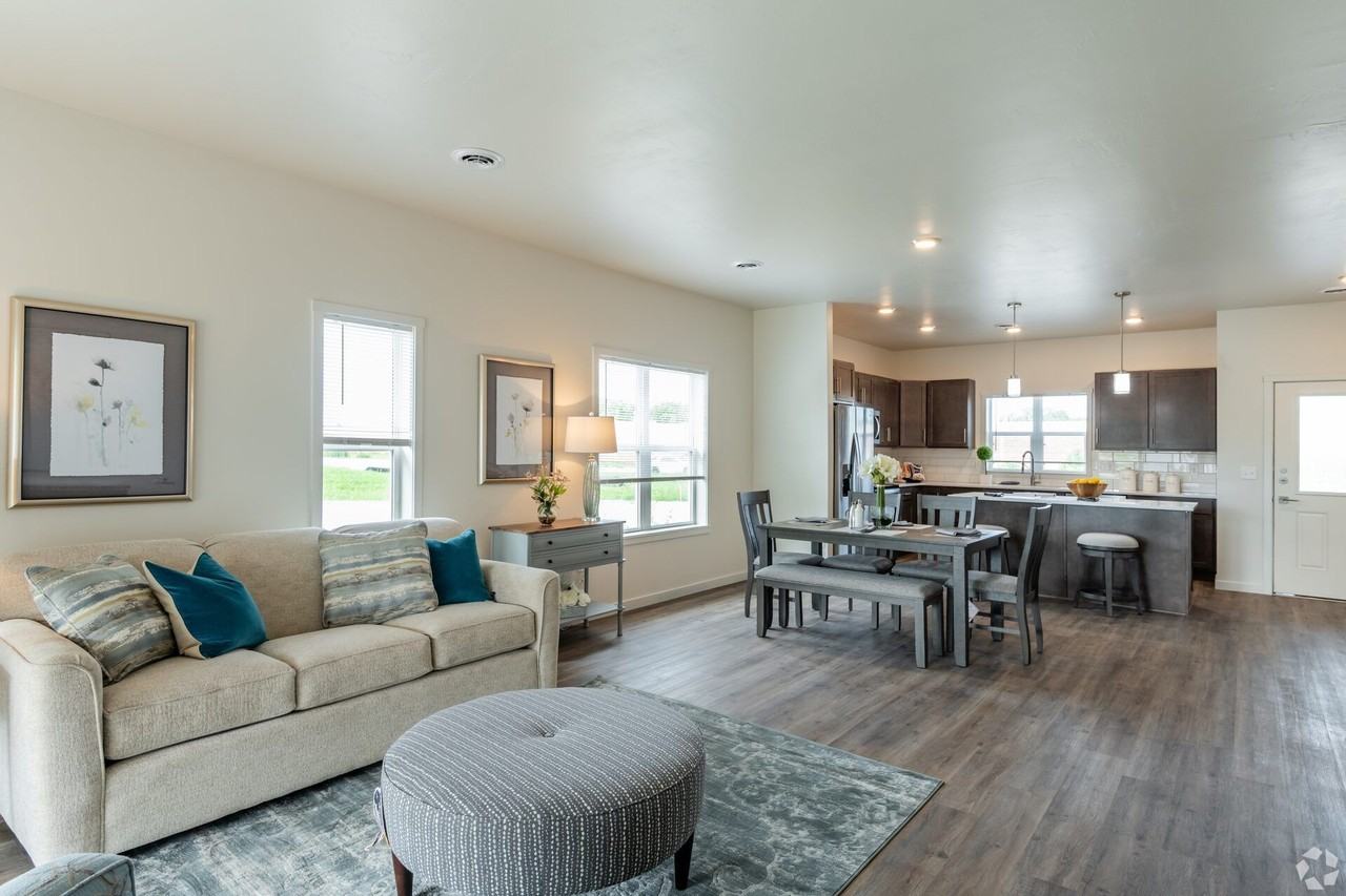 Ridge Road Homes - Photo 5 of 17