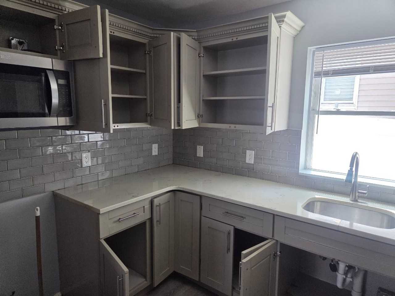 87 Lexington Ave - Photo 4 of 21
