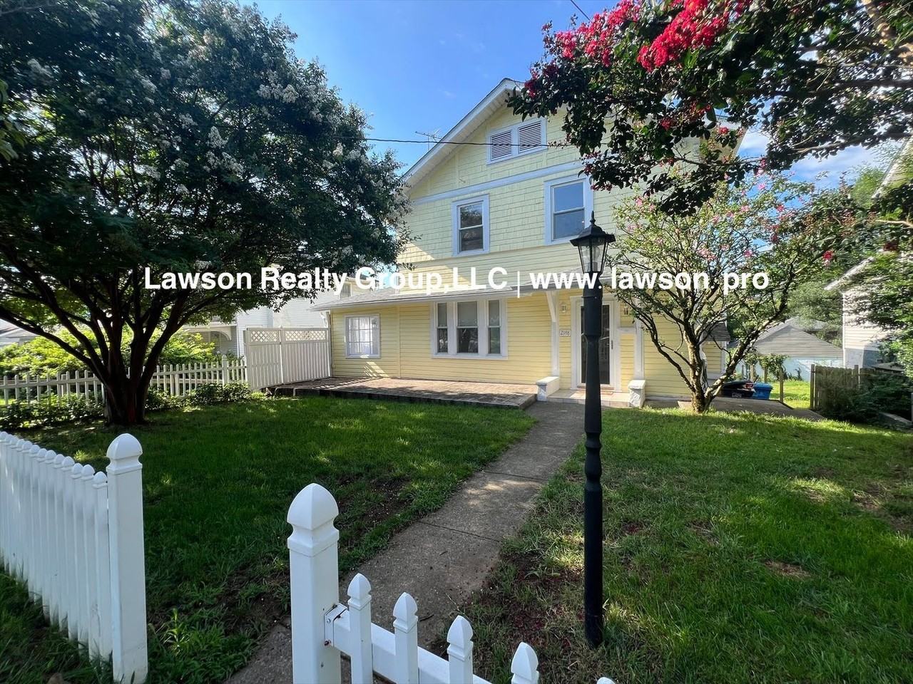 2148 Berkley Ave Sw - Photo 2 of 50