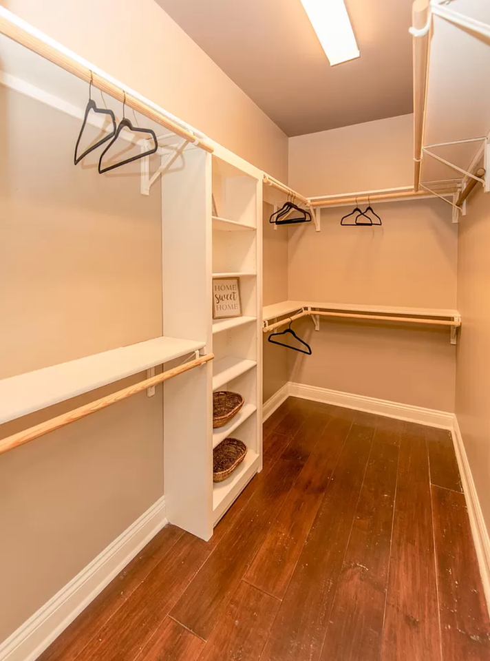 315 Hill Ridge Dr - Photo 4 of 11