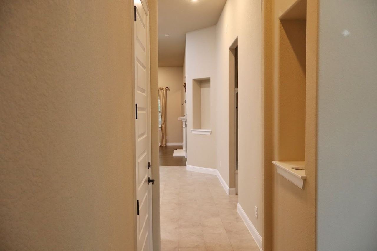 1509 Highland Ridge Rd - Photo 3 of 28