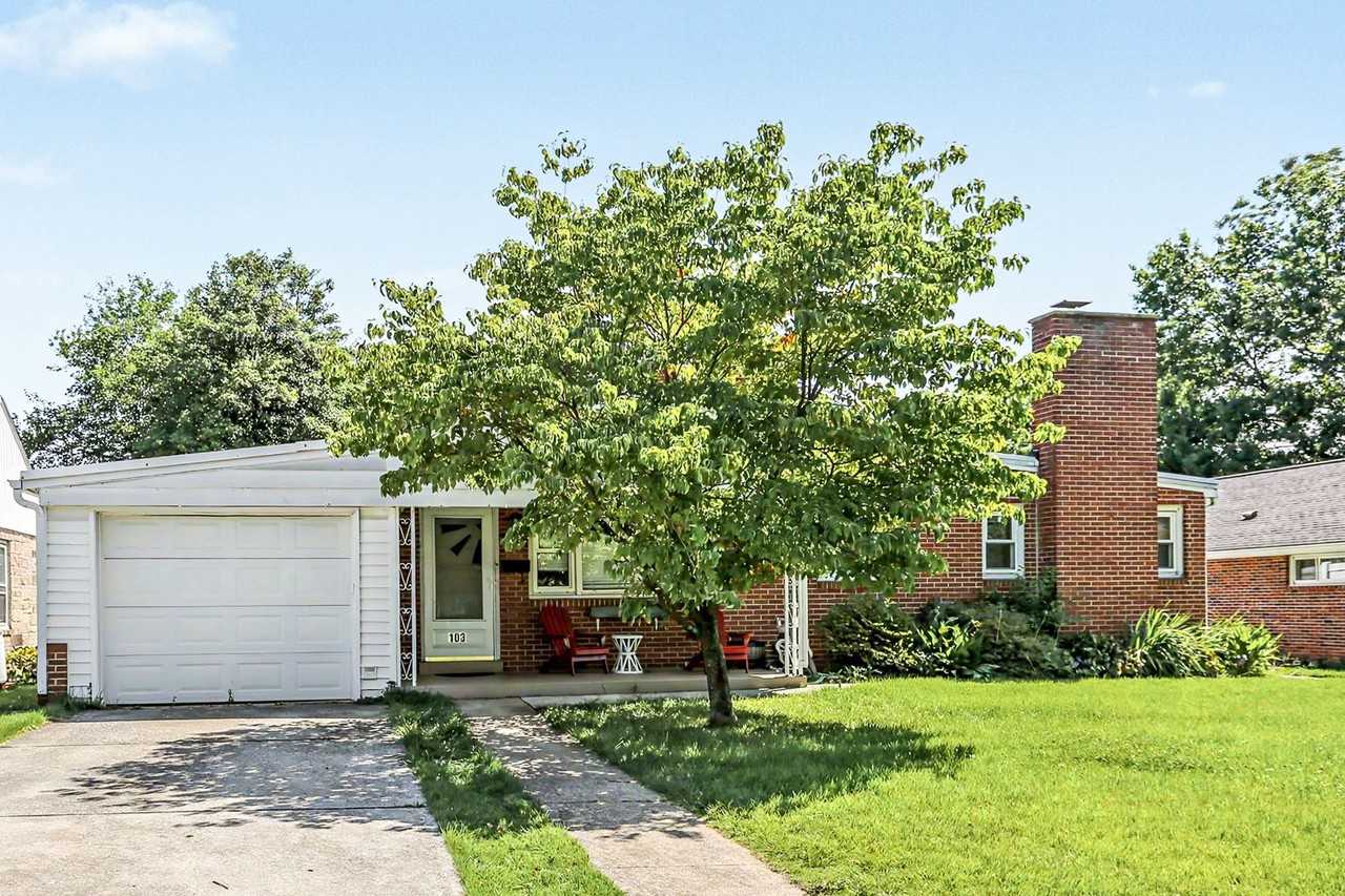 103 Maple Ave - Photo 2 of 25