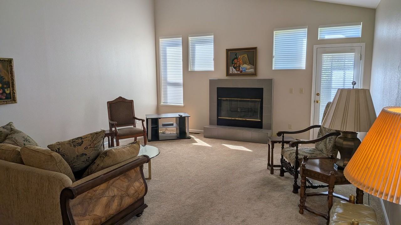 6176 Wycliffe Cir - Photo 4 of 14