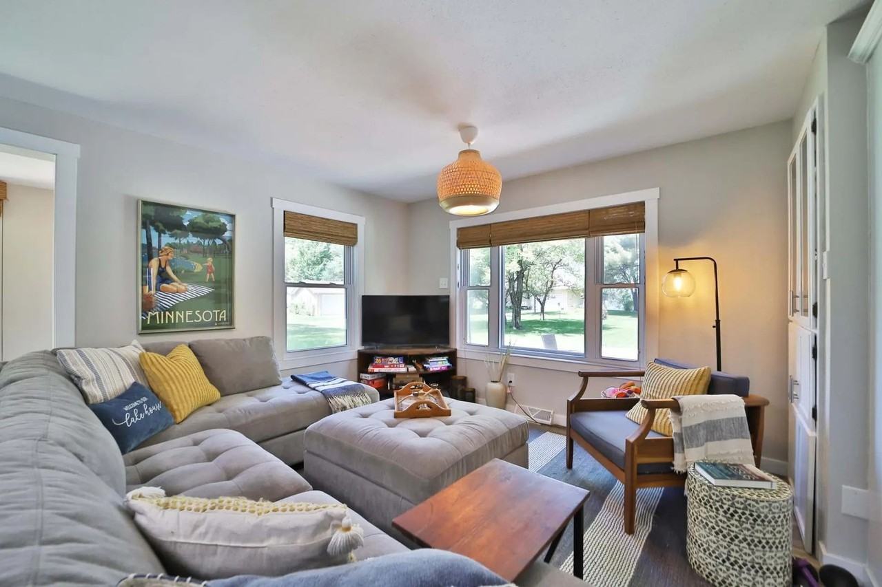 10032 N Long Lake Rd - Photo 3 of 24