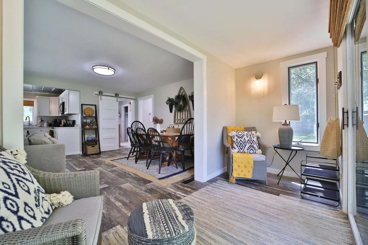 10032 N Long Lake Rd - Photo 4 of 24